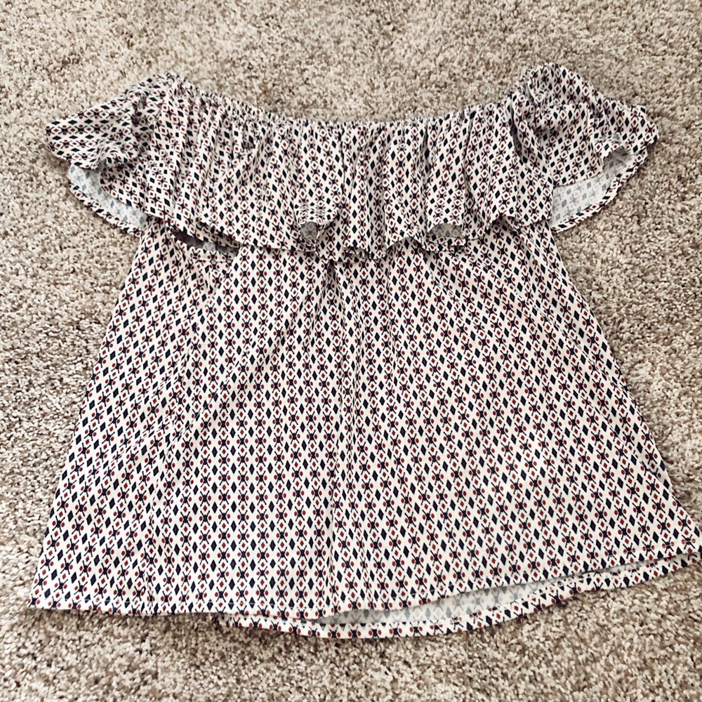 🌻Soft off the shoulder blouse